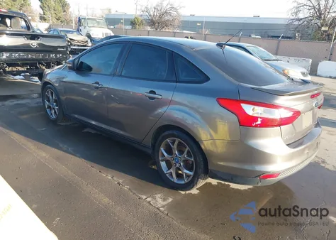 2013 Ford Focus Se z USA, uszkodzony, nr VIN 1FADP3F22DL201478